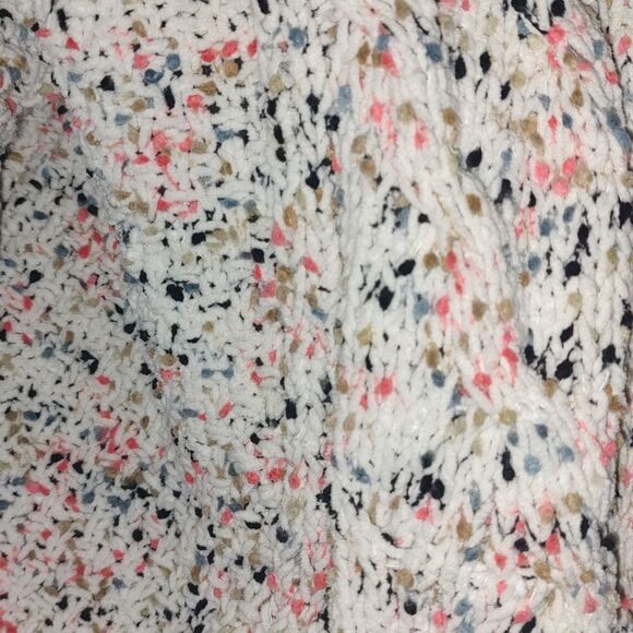 Moon and Madison open front sweater crop style cardigan - Picture 3 of 6